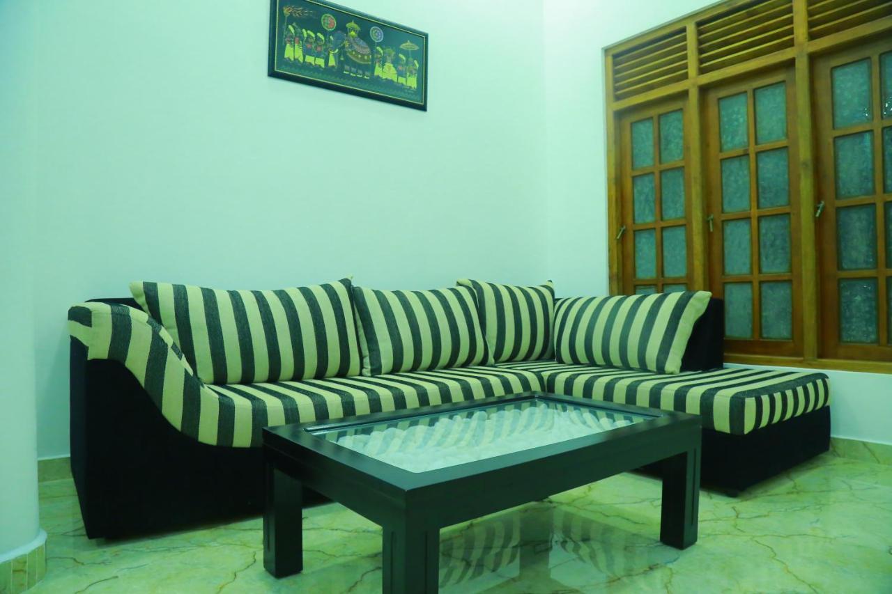 Ashford Beach Matara Bagian luar foto